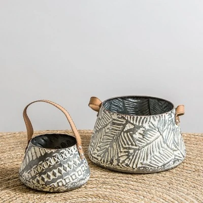 Set Of 2 Rustic Whitewashed Pattern Galvanized Metal Decorative Storage Baskets With Faux Leather Handles - Foreside Home And Garden - Image 5